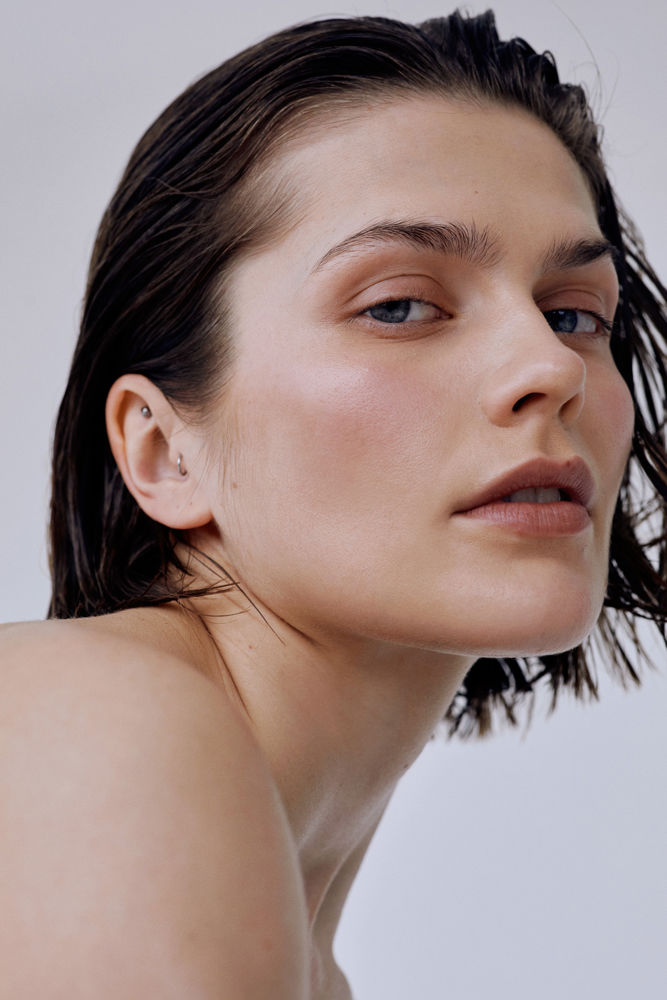 Ronja M. — gallery_model_AXJO2sU9DrP4