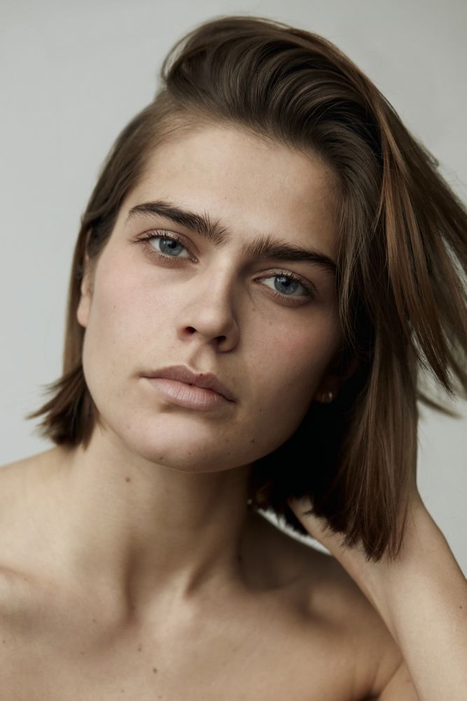 Ronja M. — gallery_model_bqIUaPJYEzfB