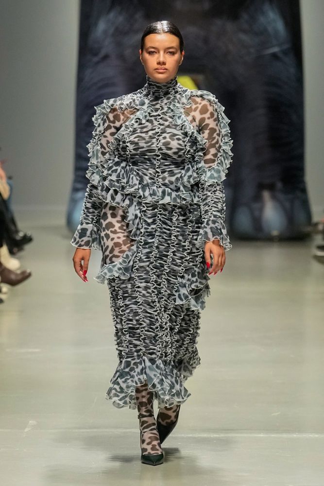 ester manas 1