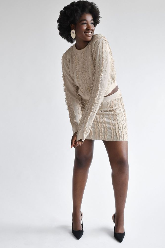 Estel O. — 2-estel-o-main-book-east-west-models